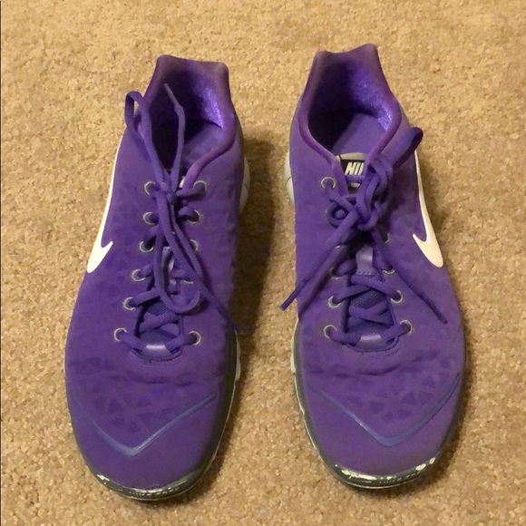 Nike Shoes - Nike sneakers